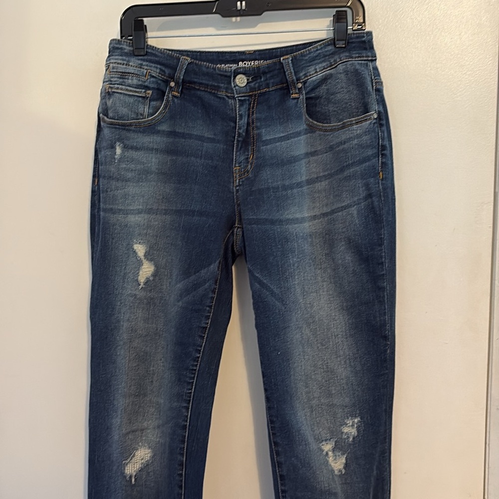 Chico’s The Platinum Distressed Boyfriend Jeans Chico’s 0 = 4 - Picture 3 of 9